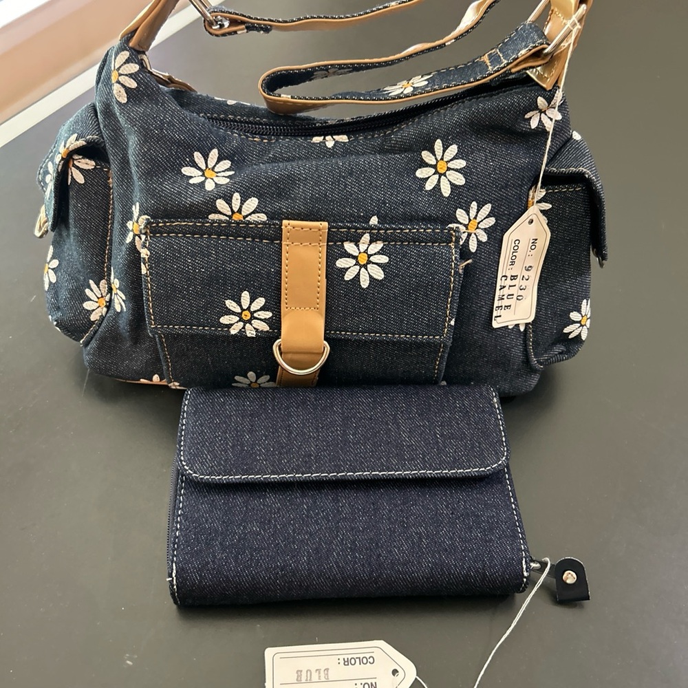 Denim Daisy purse with matching Wallet NWT - Picture 1 of 8